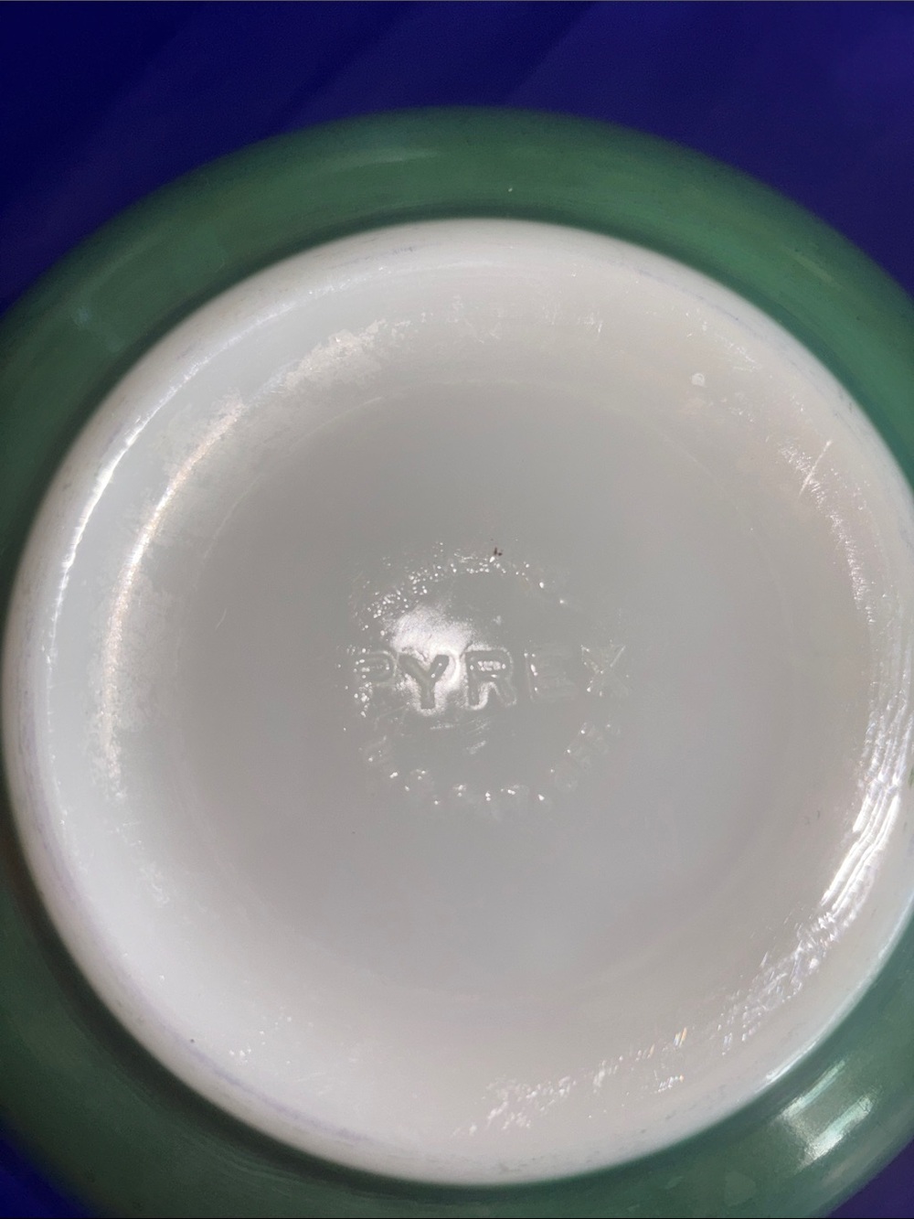 Primary Green Pyrex 403 - Picture 3 of 4